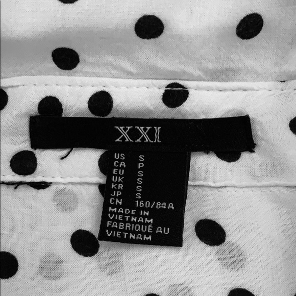 3 Forever 21 long sleeve button down blouses. - Picture 15 of 16